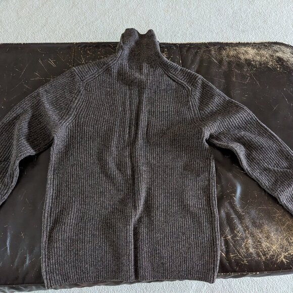 Italian Wool-Blend Turtleneck Sweater - Picture 2 of 4